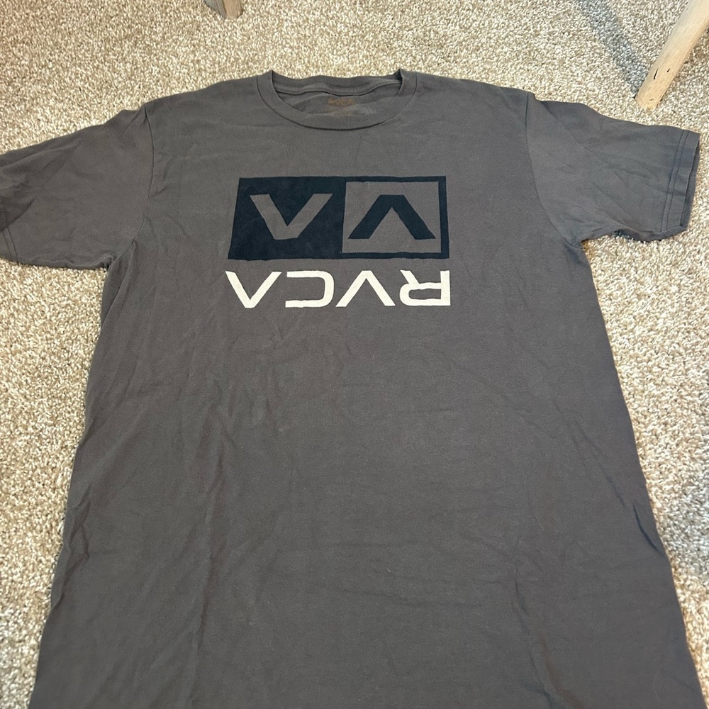 RVCA men’s tshirt size medium